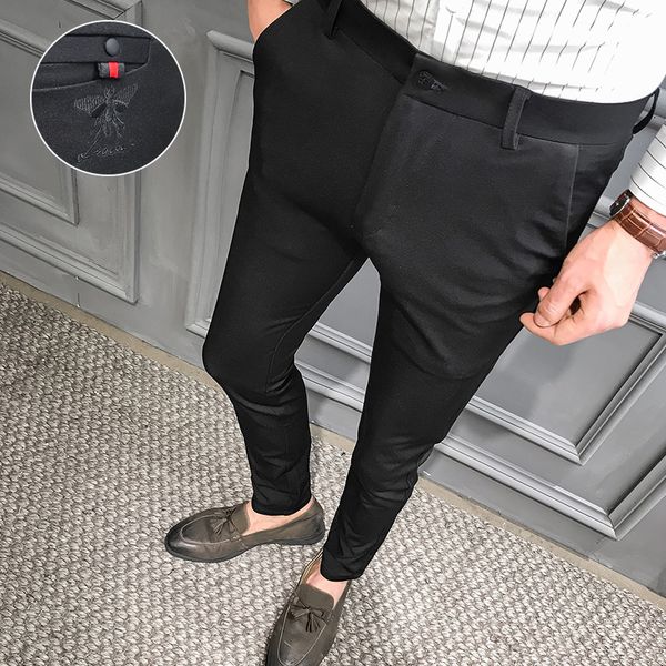men's suits & blazers 2021 suit pants men bee embroidery business dress korean casual slim trousers classic streetwear pantalon homme 2, White;black
men's suits & blazers 2021 suit pants men bee embroidery business dress korean casual slim trousers classic streetwear pantalon homme 2, White;black
