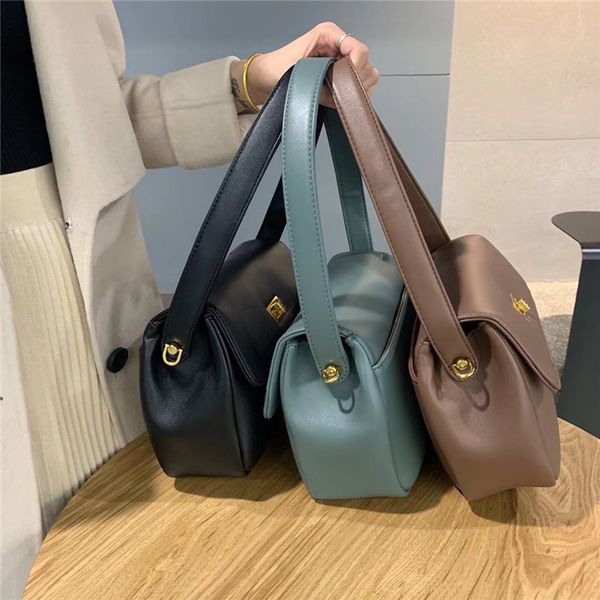 2019 new leather crossbody bags for women shoulder messenger bag women travel handbag simple ladies cross body bag
2019 new leather crossbody bags for women shoulder messenger bag women travel handbag simple ladies cross body bag