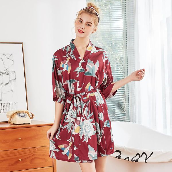 summer mini rayon robe sleepwear elegant satin half sleeve nightgown home dress kimono bathrobe gown formal bride wedding robes, Black;red
summer mini rayon robe sleepwear elegant satin half sleeve nightgown home dress kimono bathrobe gown formal bride wedding robes, Black;red