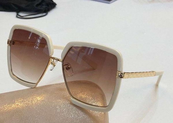 luxury-women square sunglasses beige gold/brown shaded sonnenbrille occhiali da sole luxury designer sunglasses glasses new wth box, White;black
luxury-women square sunglasses beige gold/brown shaded sonnenbrille occhiali da sole luxury designer sunglasses glasses new wth box, White;black