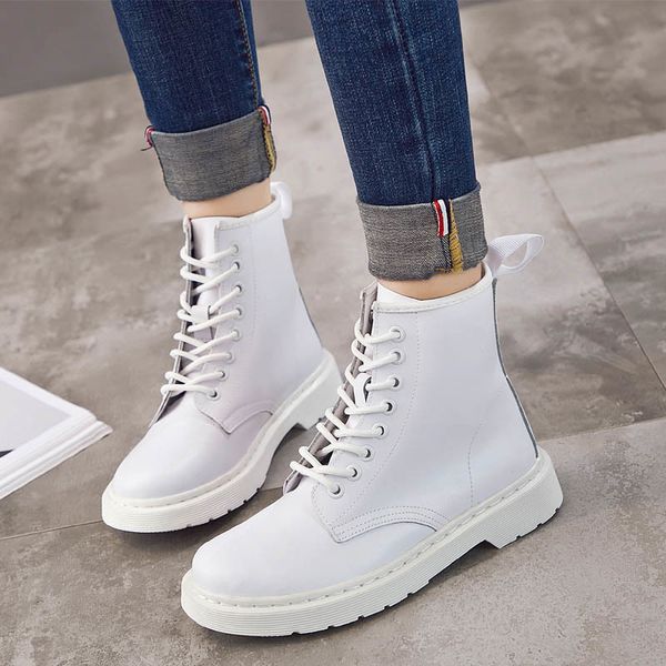 autumn winter platform boots women casual ankle for shoes woman leather lace up shoe ladies snow white botas zapatos de mujer y200114, Black
autumn winter platform boots women casual ankle for shoes woman leather lace up shoe ladies snow white botas zapatos de mujer y200114, Black
