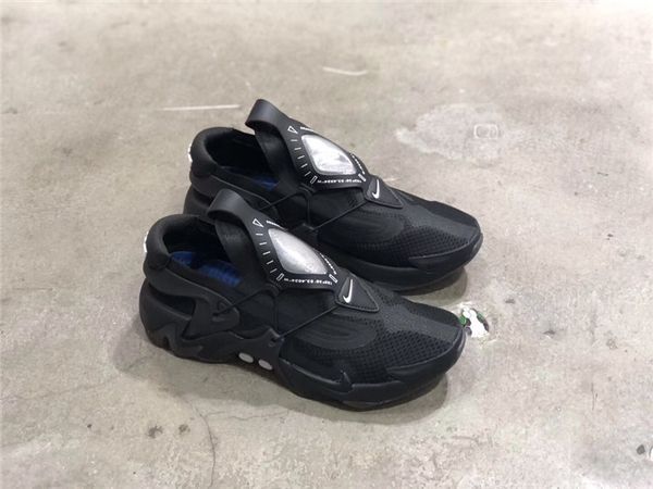 man running shoes autumn/winter sneakers comfortable jogging cotton shoes new men outdoor sports shoes male sneakers 40-45 a55, Black
man running shoes autumn/winter sneakers comfortable jogging cotton shoes new men outdoor sports shoes male sneakers 40-45 a55, Black