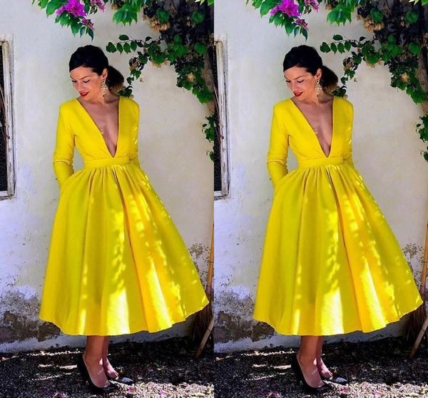 yellow tea length deep v-neck cocktail party dresses 2022 fall winter long sleeve draped princess a-line prom graduation bridesmaid dress, Black
yellow tea length deep v-neck cocktail party dresses 2022 fall winter long sleeve draped princess a-line prom graduation bridesmaid dress, Black