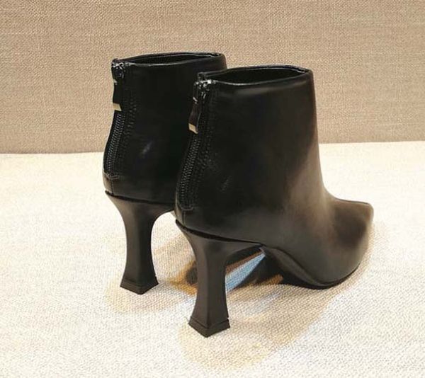 woman brand boots real leather shoes ankle boots martin boots fashion boot lace-up shoes by bag06 with box ph010, Black
woman brand boots real leather shoes ankle boots martin boots fashion boot lace-up shoes by bag06 with box ph010, Black