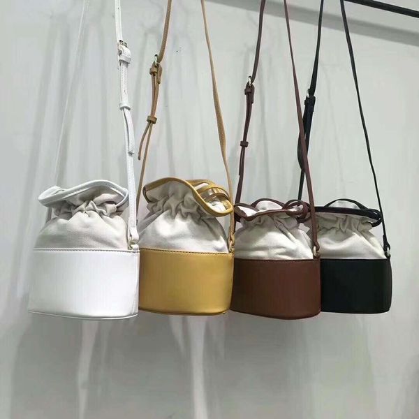 new style of 2019. bucket, lady's shoulder bag, handbag, fashion, fashion, wholesale price discount
new style of 2019. bucket, lady's shoulder bag, handbag, fashion, fashion, wholesale price discount