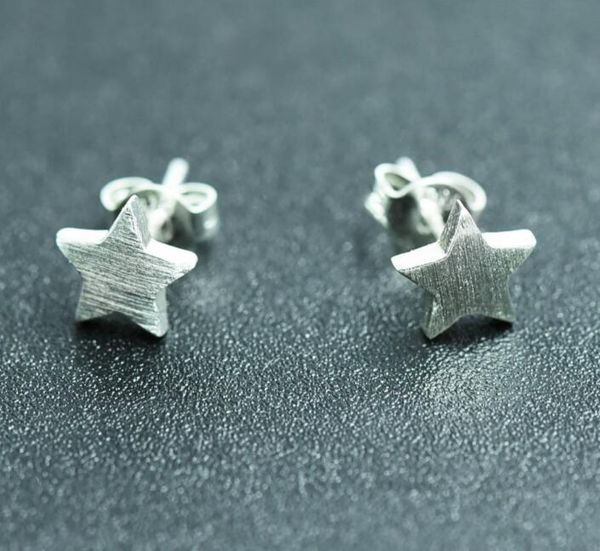 2019 new fashion plated 925 sterling silver earrings wire drawing frosted star stud earrings for women/lover earring jewelry 15pairs, Golden;silver
2019 new fashion plated 925 sterling silver earrings wire drawing frosted star stud earrings for women/lover earring jewelry 15pairs, Golden;silver