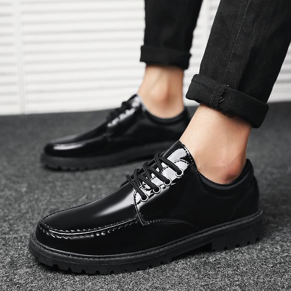 2019 new trend young men leather casual shoes lace up fashion classic male black white shoes outdoor leisure comfortable loafers
2019 new trend young men leather casual shoes lace up fashion classic male black white shoes outdoor leisure comfortable loafers