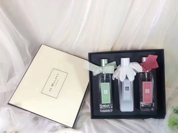 Дропшиппинг Джо Мэлоун Лондон парфюм Silk Blossom одеколон Парфюмерия
Дропшиппинг Джо Мэлоун Лондон парфюм Silk Blossom одеколон Парфюмерия