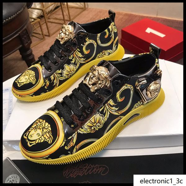 2019qos spring and autumn men s casual sports shoes high-belt travel sneakers, with micro-standard, with the original box fast deliveryh
2019qos spring and autumn men s casual sports shoes high-belt travel sneakers, with micro-standard, with the original box fast deliveryh