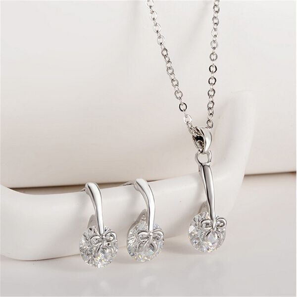 Hot New Wedding Wholesale Australia Crystal Jewelry Sets Roun Bow Pendants Necklaces Dangle Earring Plated for Women
Hot New Wedding Wholesale Australia Crystal Jewelry Sets Roun Bow Pendants Necklaces Dangle Earring Plated for Women