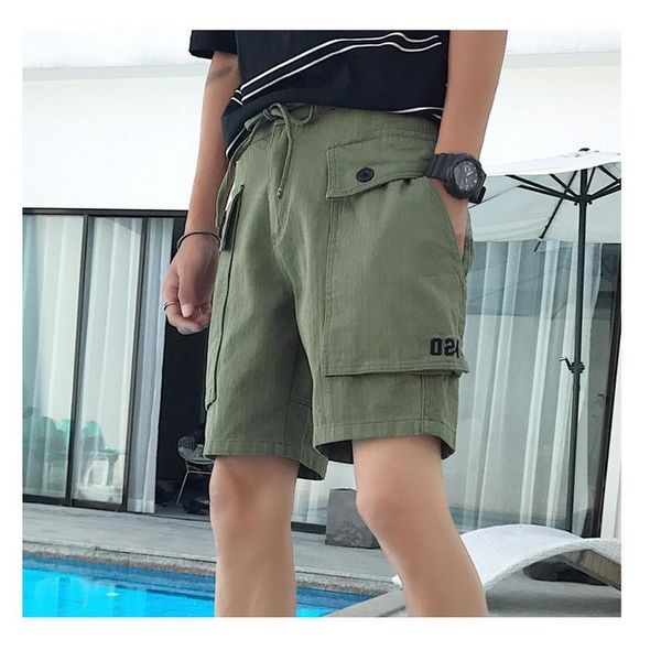 2020 summer new men's 5-point pants high-quality letter embroidery straight european and american casual five-point pants, White;black
2020 summer new men's 5-point pants high-quality letter embroidery straight european and american casual five-point pants, White;black