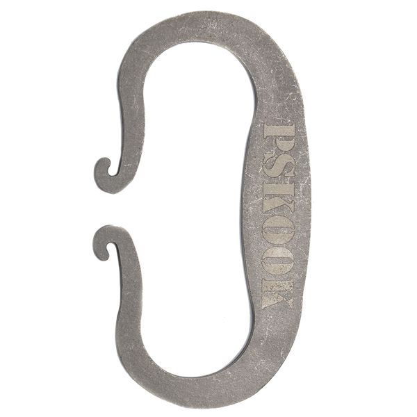pskook flint steel striker high carbon steel striker outdoor emergency firemaking 
pskook flint steel striker high carbon steel striker outdoor emergency firemaking