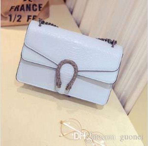 женский багаж 2019 новая сеть звездных и красных цепей дионисия 
женский багаж 2019 новая сеть звездных и красных цепей дионисия