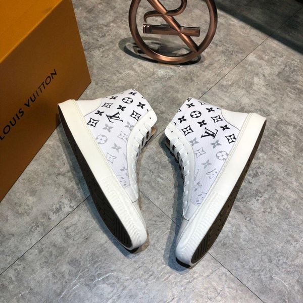 waz18 new limited edition french series high-end men s casual shoes, men s boots fashion sports shoes, original shoebox delivery 38-44, Black
waz18 new limited edition french series high-end men s casual shoes, men s boots fashion sports shoes, original shoebox delivery 38-44, Black