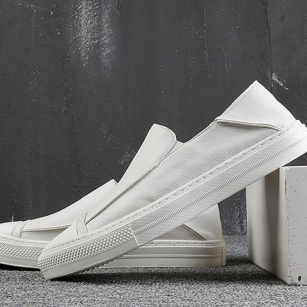 new 2019 genuine leather shoes men loafers casual men white shoes slip on male footwear fashion man cow leather a1569, Black
new 2019 genuine leather shoes men loafers casual men white shoes slip on male footwear fashion man cow leather a1569, Black