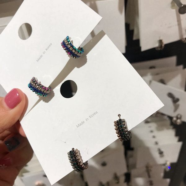 new vintage colorful rhinestone cold wind small hoop earrings for women daily personality accessories, Golden;silver
new vintage colorful rhinestone cold wind small hoop earrings for women daily personality accessories, Golden;silver