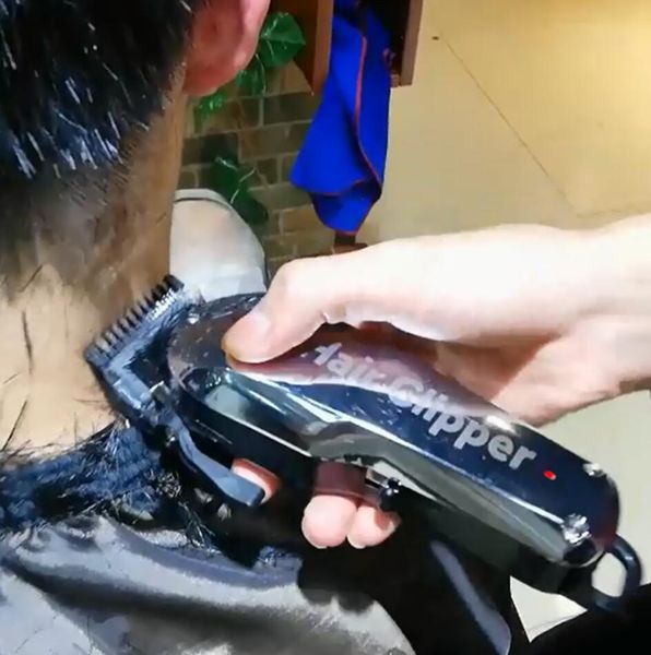 cortapelos kemei barber clipper cordless hair trimmer for men beard electric cutter head hair cutting machine
cortapelos kemei barber clipper cordless hair trimmer for men beard electric cutter head hair cutting machine