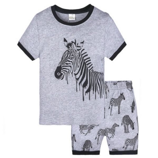kids fashion pajamas boys girls summer casual sleeping wear children trend animal striped printed cartoon two pieces pajamas sets 2020, Blue;red
kids fashion pajamas boys girls summer casual sleeping wear children trend animal striped printed cartoon two pieces pajamas sets 2020, Blue;red