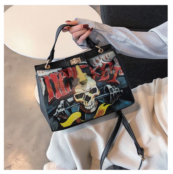 pu leather handbags hand painted graffiti skull hardware messenger bags women leather bags casual totes y
pu leather handbags hand painted graffiti skull hardware messenger bags women leather bags casual totes y