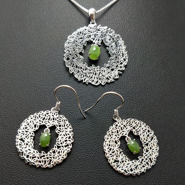 flzb, fine jewelry 925 sterling silver jewelry set natural jasper gem with gold plated gift for women earrings/pendant/necklace, Black
flzb, fine jewelry 925 sterling silver jewelry set natural jasper gem with gold plated gift for women earrings/pendant/necklace, Black