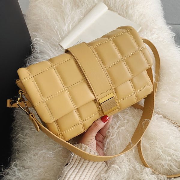 elegant female plaid tote bag 2020 fashion new pu leather women's handbag lock shoulder messenger bag
elegant female plaid tote bag 2020 fashion new pu leather women's handbag lock shoulder messenger bag