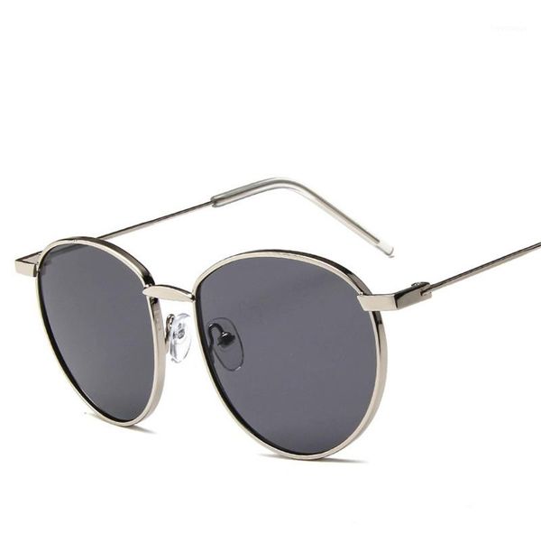 women sunglasses 2020 fashion new sunglasses women vintage metal cateye glasses retro shopping feminino uv4001, White;black
women sunglasses 2020 fashion new sunglasses women vintage metal cateye glasses retro shopping feminino uv4001, White;black