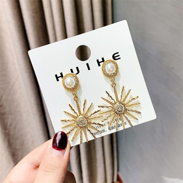s1137 fashion jewelry s925 silver post earrings sun shine rhinstone faux pearl dangle stud earrings
s1137 fashion jewelry s925 silver post earrings sun shine rhinstone faux pearl dangle stud earrings