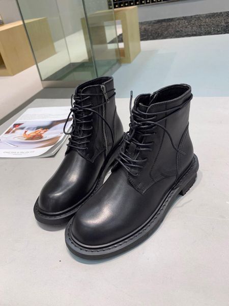 2019 new autumn and winter explosions fashion classic wild martin boots 100% genuine leather shoes shoes size35-40 original pac, Black
2019 new autumn and winter explosions fashion classic wild martin boots 100% genuine leather shoes shoes size35-40 original pac, Black