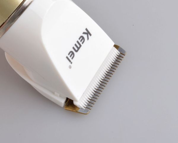 kemei 1817electric триммер для стрижки волос профессиональные стрижки волос машина подстриглась триммер для мужчин красные клипер охранники
kemei 1817electric триммер для стрижки волос профессиональные стрижки волос машина подстриглась триммер для мужчин красные клипер охранники