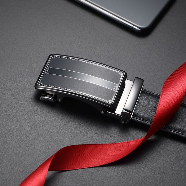 genuine leather men's automatic buckle belt fashion casual second layer cowhide black business belt men, Black;brown
genuine leather men's automatic buckle belt fashion casual second layer cowhide black business belt men, Black;brown