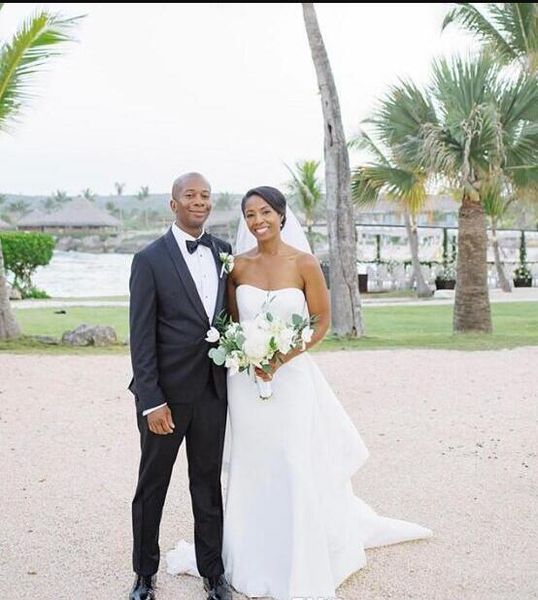 2019 african simple mermaid wedding dresses strapless stain with detachabled train boho arabic bridal gowns lace up plus size customized, White
2019 african simple mermaid wedding dresses strapless stain with detachabled train boho arabic bridal gowns lace up plus size customized, White