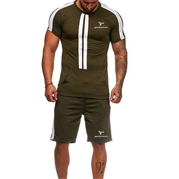 2020 new sport soccer sets patchwork men fashion soccer jerseys basketball sets men tide brand suit two pieces sets men suit, Black;red
2020 new sport soccer sets patchwork men fashion soccer jerseys basketball sets men tide brand suit two pieces sets men suit, Black;red