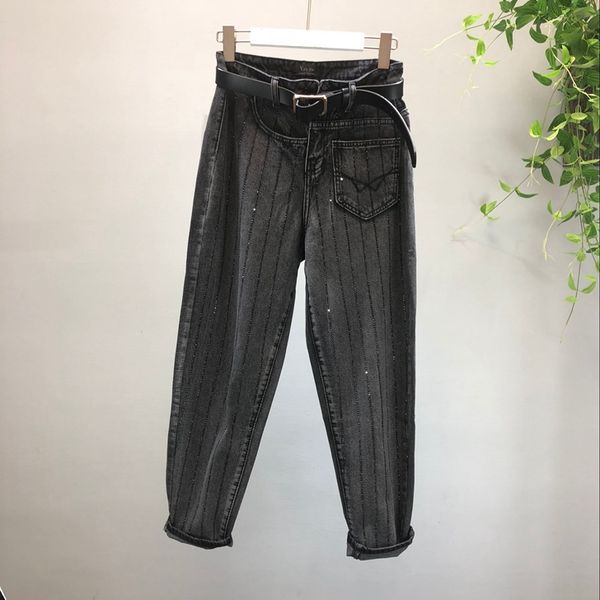 2019 new fashion women's denim harem pants spring and autumn students retro heavy hot drilling black jeans pants trousers, Blue
2019 new fashion women's denim harem pants spring and autumn students retro heavy hot drilling black jeans pants trousers, Blue