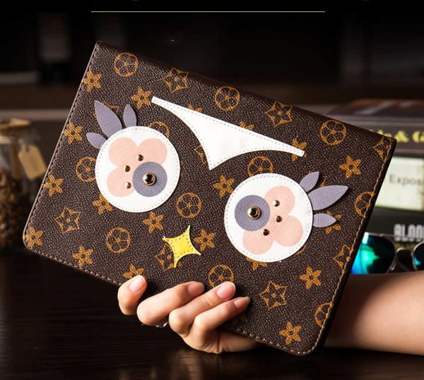 cartoon classice grid designer for ipad mini 5 new style pu leather + soft silicone eva pc cover all cover anti - fall belt support
cartoon classice grid designer for ipad mini 5 new style pu leather + soft silicone eva pc cover all cover anti - fall belt support