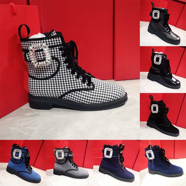 autumn and winter new product diamond buckle buckle leather side zipper motorcycle boots platform boots with the same paragraph martin boots
autumn and winter new product diamond buckle buckle leather side zipper motorcycle boots platform boots with the same paragraph martin boots