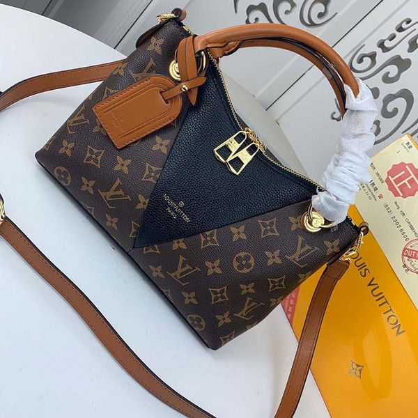 sell luxury designer handbags type v leather ladies large capacity tote bag global limited edition evening handbag 43966
sell luxury designer handbags type v leather ladies large capacity tote bag global limited edition evening handbag 43966