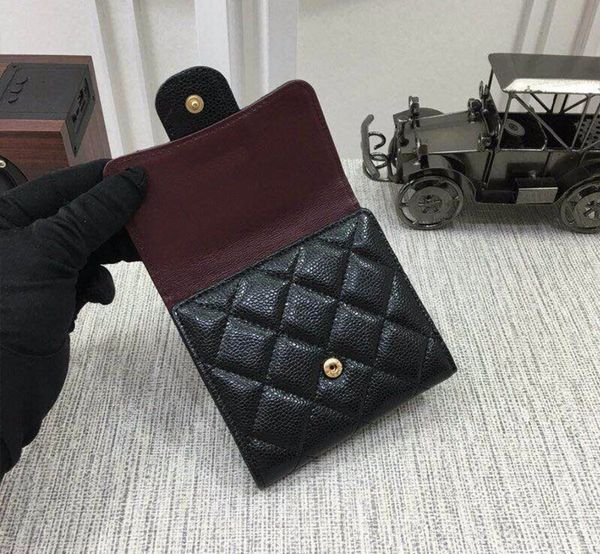 Luxury fashion women caviar leather Sheepskin leather Hasp Wallets Casual feminina short purses top quality Brand Design
Luxury fashion women caviar leather Sheepskin leather Hasp Wallets Casual feminina short purses top quality Brand Design