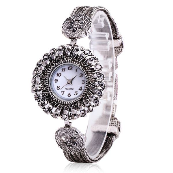 women round full diamond bracelet watch analog quartz movement wrist watch bracelet relogios feminino dropshipping 2019, Slivery;brown
women round full diamond bracelet watch analog quartz movement wrist watch bracelet relogios feminino dropshipping 2019, Slivery;brown