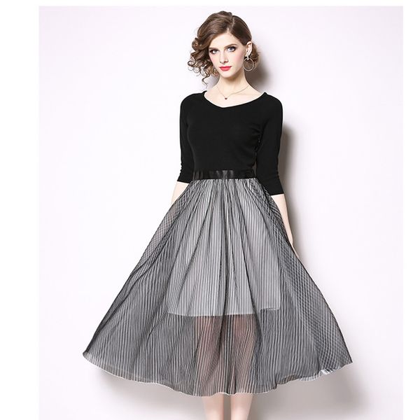 autumn outfit europe will spot the new europe and the united states net yarn splicing v-neck long dress in 7 minutes of sleeve, Black;gray
autumn outfit europe will spot the new europe and the united states net yarn splicing v-neck long dress in 7 minutes of sleeve, Black;gray