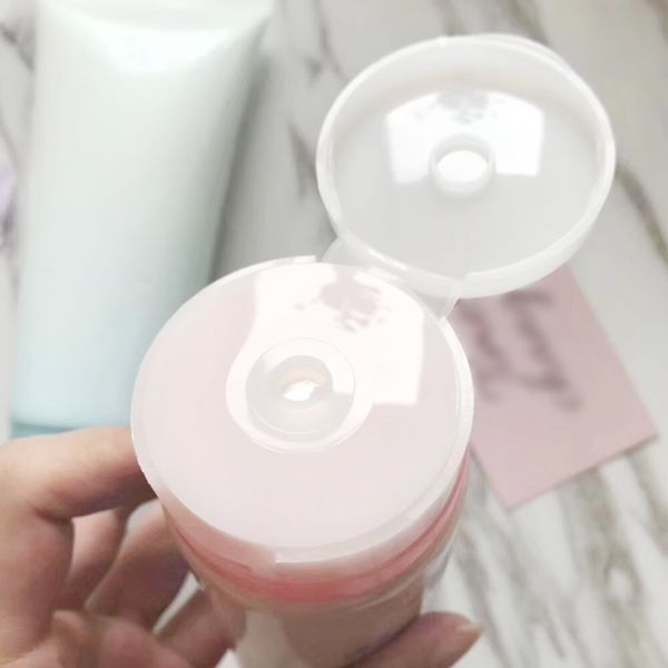 laneige multi cleanser blue and foam cleanser moisture pink 180ml dhl 120pcs with retial box
laneige multi cleanser blue and foam cleanser moisture pink 180ml dhl 120pcs with retial box