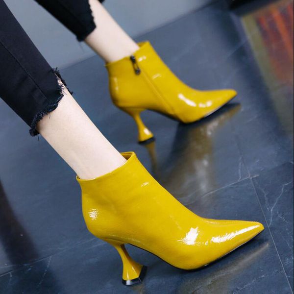 winter boots ankle boots women shoes woman fashion high-heeled pointed patent leather short 2019 winter short fur, Black
winter boots ankle boots women shoes woman fashion high-heeled pointed patent leather short 2019 winter short fur, Black