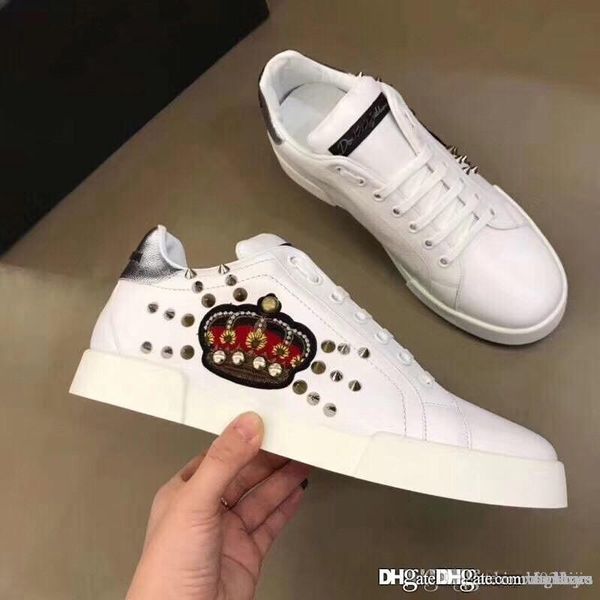 new arrive 19ssdolce&gabbana king x amore love heart kiss me white sneakers casual shoes with box
new arrive 19ssdolce&gabbana king x amore love heart kiss me white sneakers casual shoes with box