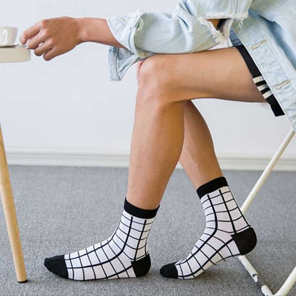 1 pair of men's stripe matching mid stockings cotton socks sports break sweat-absorbent breathable men's socks multicolor, Black
1 pair of men's stripe matching mid stockings cotton socks sports break sweat-absorbent breathable men's socks multicolor, Black