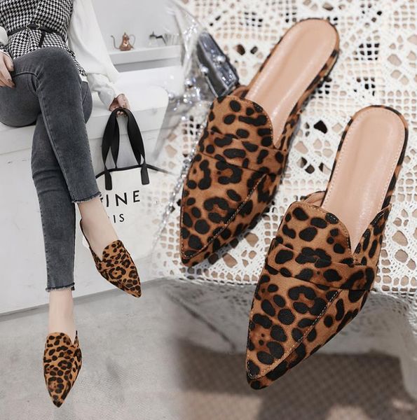big size 41 luipaard muilezels vrouwen nieuwe beroemde merk koreaanse flats slippers dames puntige babouche pantuflas mujer slid, Black
big size 41 luipaard muilezels vrouwen nieuwe beroemde merk koreaanse flats slippers dames puntige babouche pantuflas mujer slid, Black