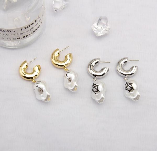 ins baroque s925 silver needle pearl asymmetric funny clown personality unique women earrings
ins baroque s925 silver needle pearl asymmetric funny clown personality unique women earrings