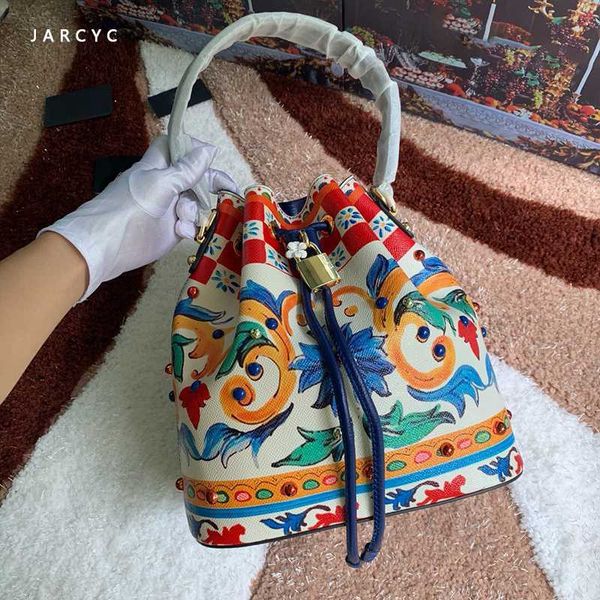 2020 women genuine leather shoulder bags causal vintage handmade soft cowhide handbag shopping bucket totes
2020 women genuine leather shoulder bags causal vintage handmade soft cowhide handbag shopping bucket totes