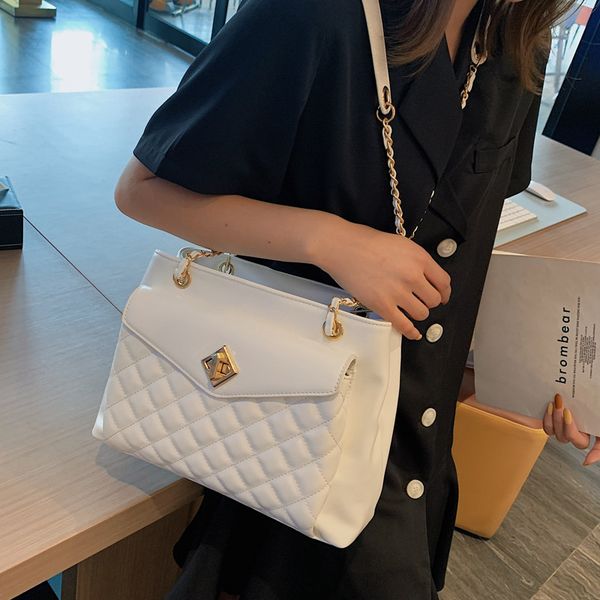 женская сумка через плечо новый 2020 маленький ароматный ромб сумка диагональная цепь небольшой свежий большой емкости
женская сумка через плечо новый 2020 маленький ароматный ромб сумка диагональная цепь небольшой свежий большой емкости