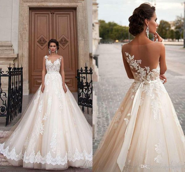 waishidress wedding dresses sheer illusion back appliques lace chapel train wedding gowns graceful lace applique bridal dress, White
waishidress wedding dresses sheer illusion back appliques lace chapel train wedding gowns graceful lace applique bridal dress, White