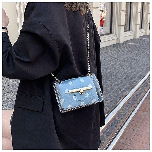 2020 new korean version of the shoulder bag women's casual fashion printing transparent chain ladies small square bag
2020 new korean version of the shoulder bag women's casual fashion printing transparent chain ladies small square bag