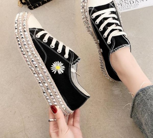 women flats casual shoes woman lace up plus size shoe fabric students girls casual chaussures femme zapatos mujer sapato n443, Black
women flats casual shoes woman lace up plus size shoe fabric students girls casual chaussures femme zapatos mujer sapato n443, Black